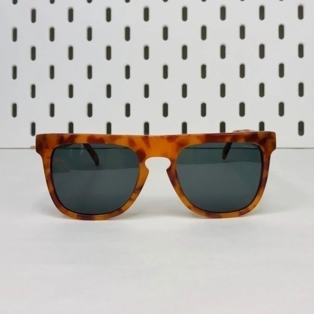 KOMONO Bennet Caramel Demi Sunglasses NEW brown orange tortoise